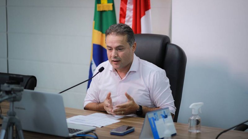 Renan Filho dá mau exemplo e discurso ao negacionismo