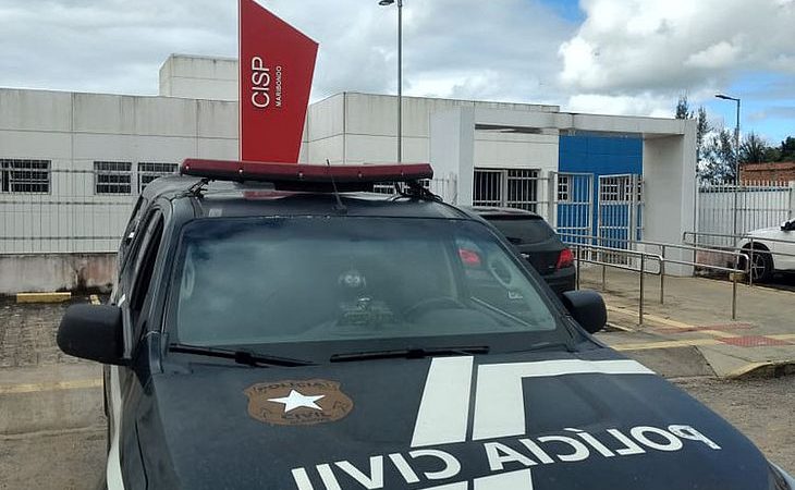 Preso idoso que pagava R$ 100 para abusar de menina de 4 anos; mãe ficava com dinheiro