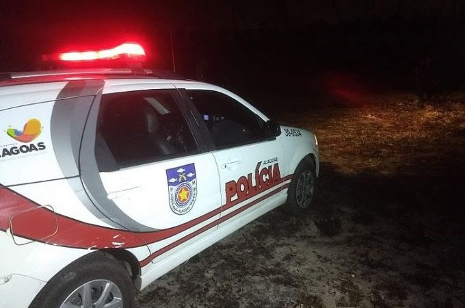 Jovens de 15 e 19 anos morrem em atentado a tiros no município de Penedo