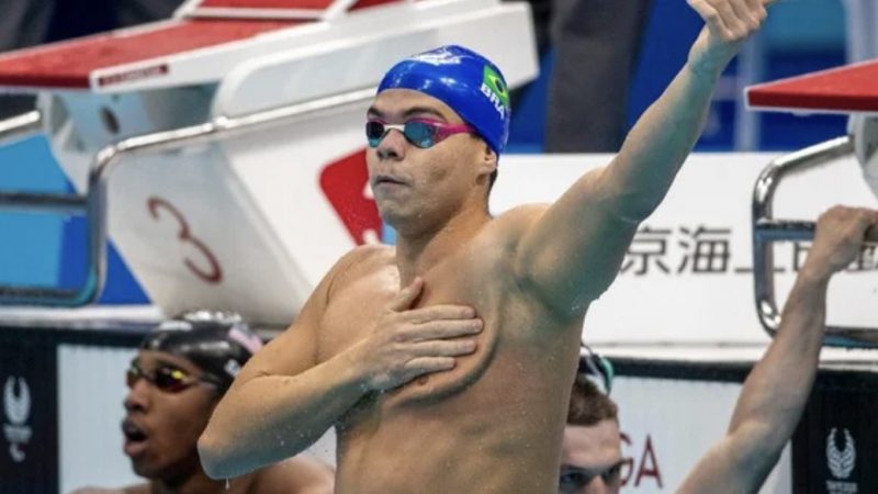 Gabriel Bandeira conquista 1º ouro do Brasil nas Paralimpíadas após ascensão meteórica