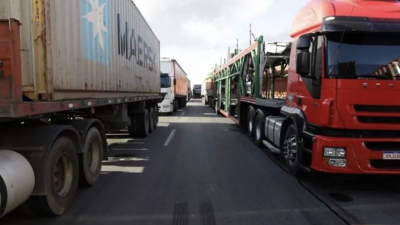 Sem bloqueios de caminhoneiros em Alagoas, Sindicombustíveis garante abastecimento de postos