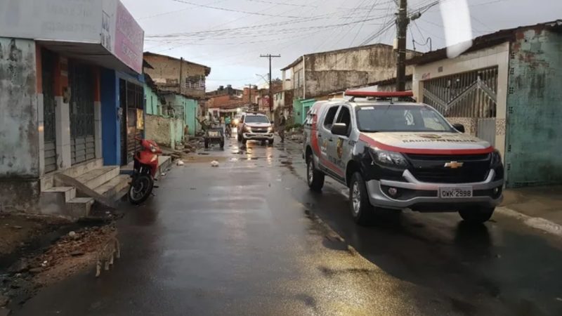 Inconformado com prisão, marido ameaça assassinar esposa e cometer suicídio em Maceió