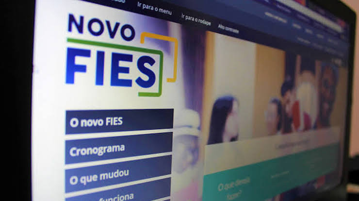 Fies 2021: prazo de convocação da lista de espera para o segundo semestre termina nesta sexta