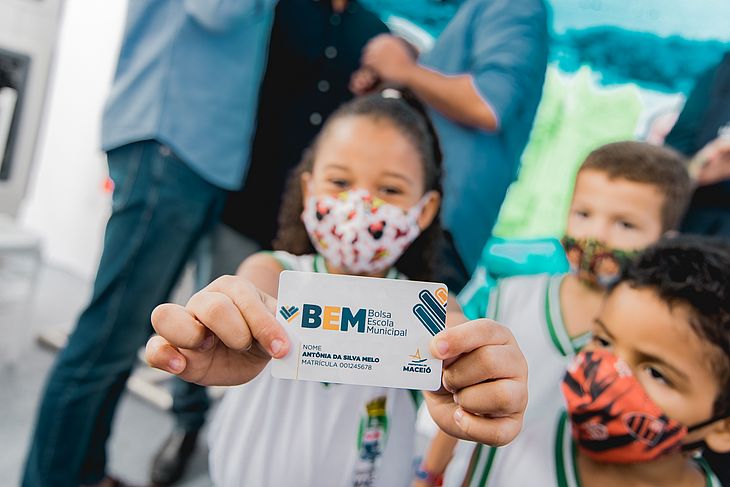 Programa Bolsa Escola Municipal será prorrogado até o mês de dezembro em Maceió