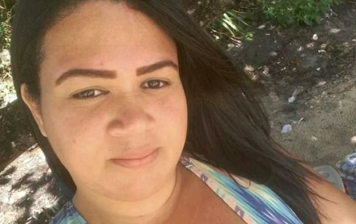 Mulher morre asfixiada ao tentar saquear carga de biscoitos no interior de Alagoas