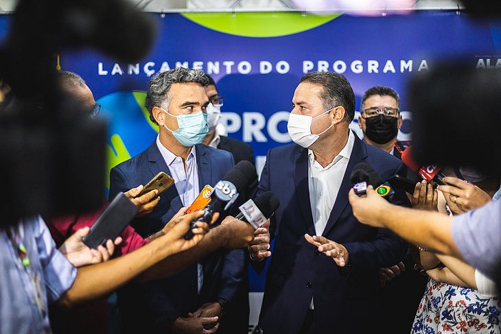 Salário de professor em Alagoas ficará entre os cinco melhores do Brasil, anuncia governador