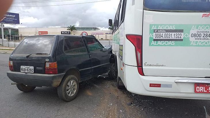 Justiça Federal acolhe pedido da União e proíbe bloqueio de caminhoneiros em rodovias federais de Alagoas
