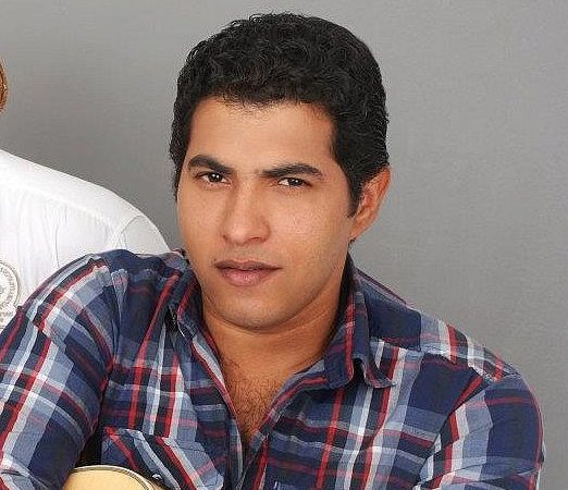 Cantor Rodolfo, que fazia dupla com Hugo, é preso suspeito de estuprar enteada em Maceió