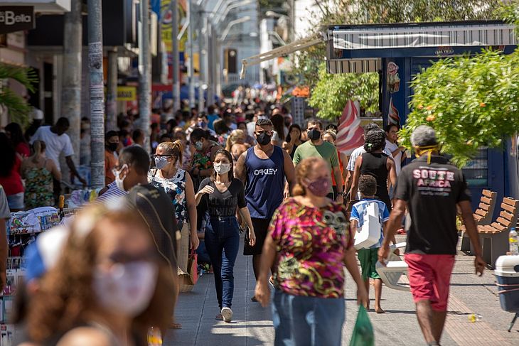 Casos de Covid-19 em Alagoas aumentaram mais de 700% na 1º semana de 2022