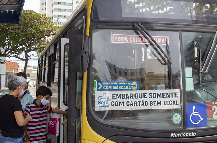 Nova linha de ônibus começa a operar em Maceió nesta segunda-feira (7)