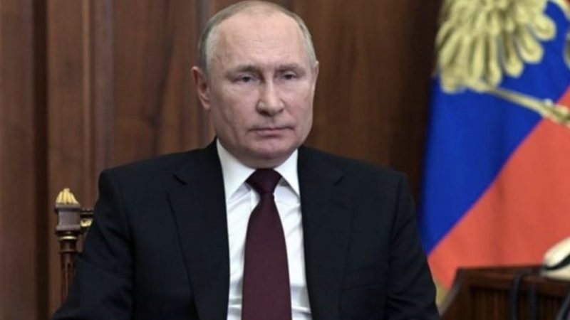 Putin ordena operação especial no leste da Ucrânia