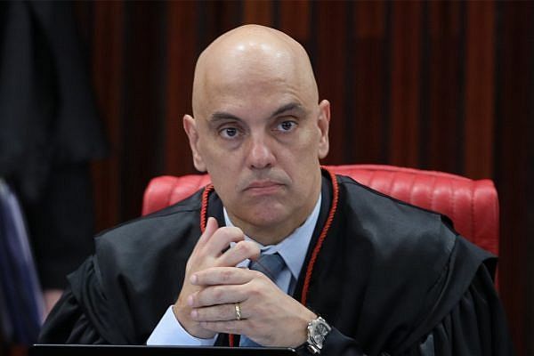 Após pedido da PF, Alexandre de Moraes determina bloqueio do Telegram em todo o país