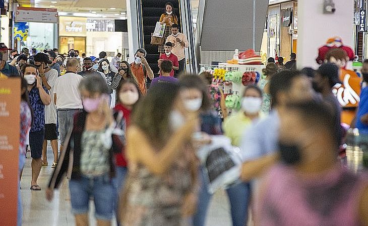 Prefeito determina uso facultativo de máscaras em todos os locais de Maceió