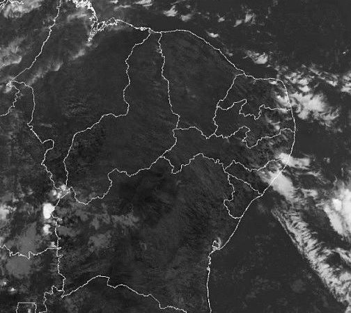 Semarh alerta para possibilidade de pancadas de chuva até quarta-feira em regiões de Alagoas