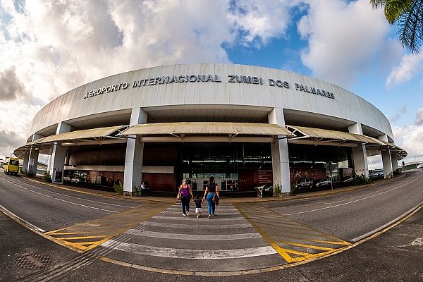 Companhia aérea suspende voo para Maceió e mais 20 rotas nacionais a partir de abril