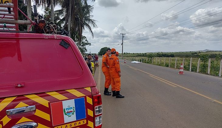 Jovem de 18 anos que voltava do trabalho morre após cair de caminhão, em Craíbas