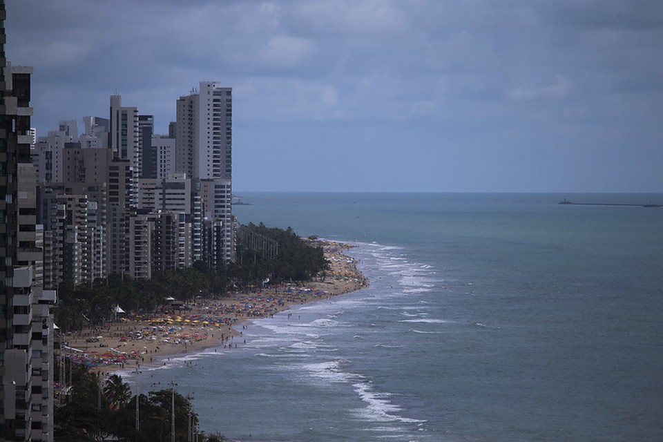 Corpo de homem é encontrado na praia de Boa Viagem, Zona Sul do Recife