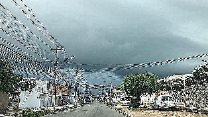 Natal com chuva? Confira a previsão do tempo para véspera e o feriado do dia 25