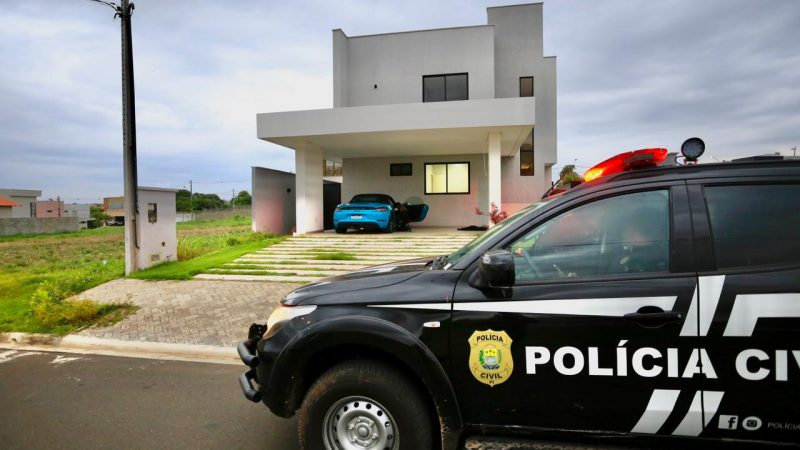 Polícia deflagra operação contra jogos de azar e apreende carros de luxo em Teresina