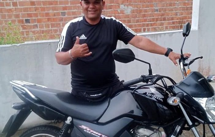 Familiares de mototaxista morto em Viçosa devem depor à polícia; assassino está foragido