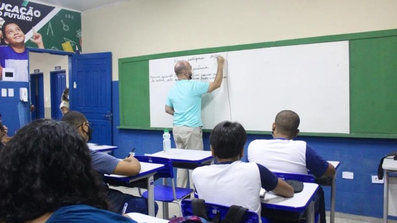 Projeto visa monitorar saúde mental dos profissionais da educação municipal