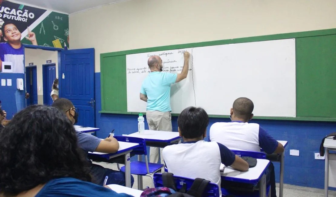 Projeto visa monitorar saúde mental dos profissionais da educação municipal