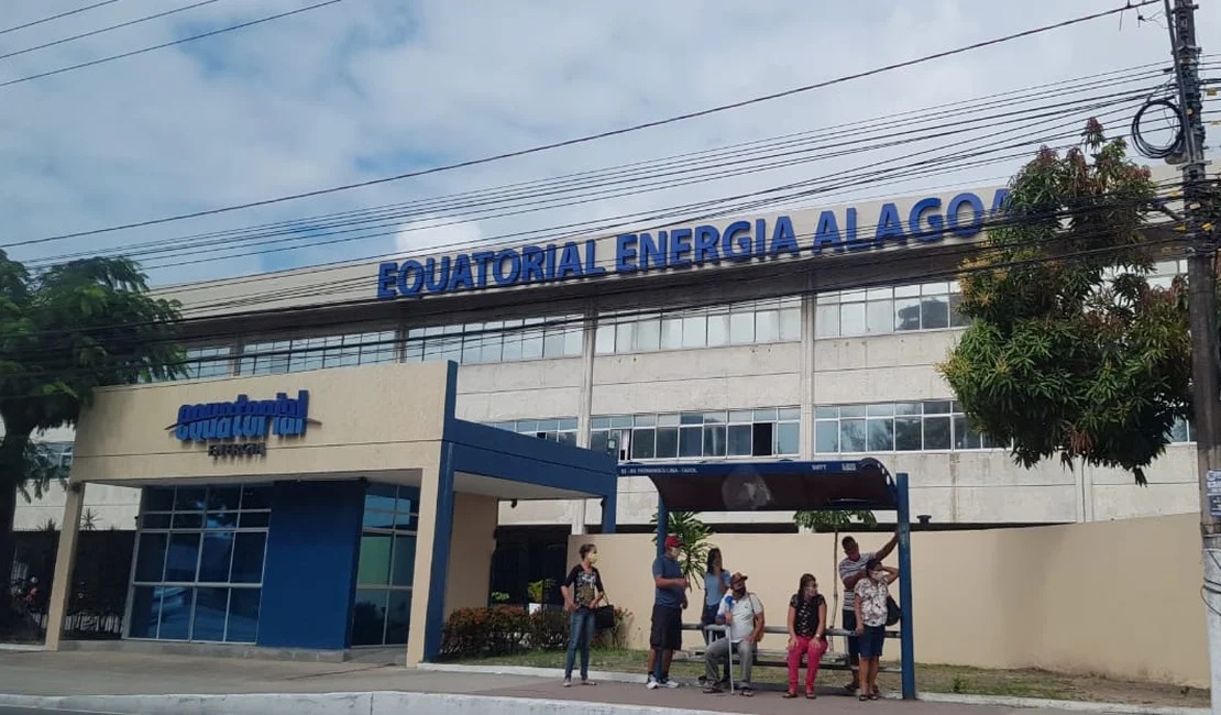 Moradores contam sobre quedas frequentes de energia em diferentes lugares de AL