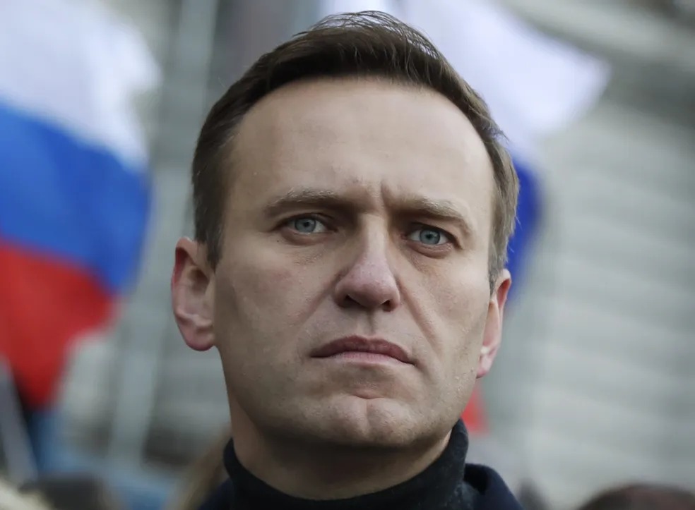 Morre na prisão Alexei Navalny, um dos principais opositores de Putin