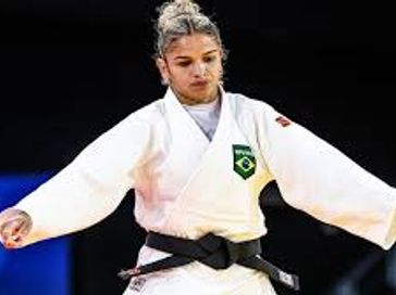 Paris 2024: Larissa Pimenta conquista medalha de bronze no judô