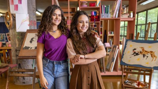 “De Volta aos 15”: web celebra última temporada com Maisa e Larissa Manoela