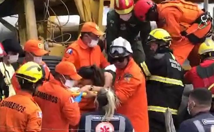 Vídeo mostra momento em que médica é resgatada após acidente em Flexeiras