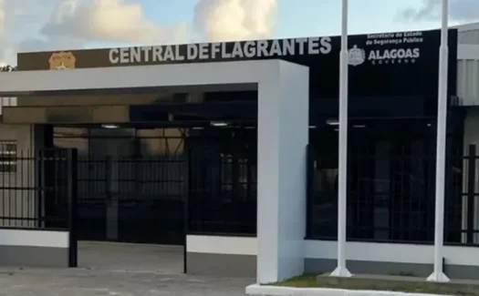 Jovem de 22 anos é agredida pelo companheiro no Benedito Bentes