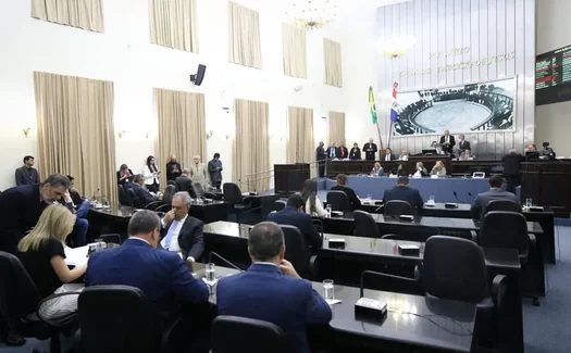 Férias prolongadas? Nenhum deputado comparece à primeira sessão da ALE após recesso