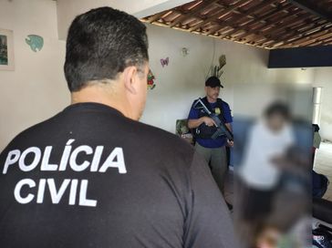 Servidor público que estuprou a própria filha de 10 anos e a amiga dela é preso em Água Branca