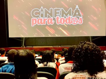 Escolas no Cinema: Prefeitura de Penedo leva alunos da rede pública municipal de ensino ao Cine Penedo