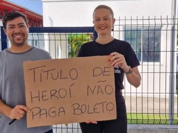 Vídeo: Trabalhadores das UPAs do Jacintinho e Tabuleiro protestam exigindo pagamento de salários