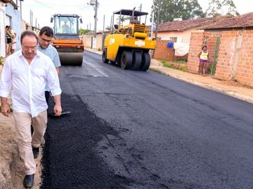 Prefeitura inicia recapeamento asfáltico em 45 ruas no Residencial Agreste