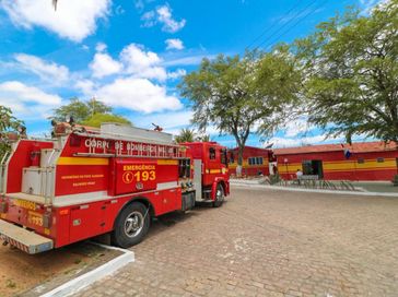 Homem esfaqueado no ombro e orelha busca socorro em quartel dos Bombeiros no interior de AL