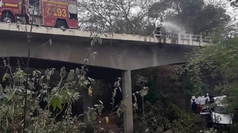 Grave acidente na BR-423 deixa três mortos de uma mesma família no município de Canapi