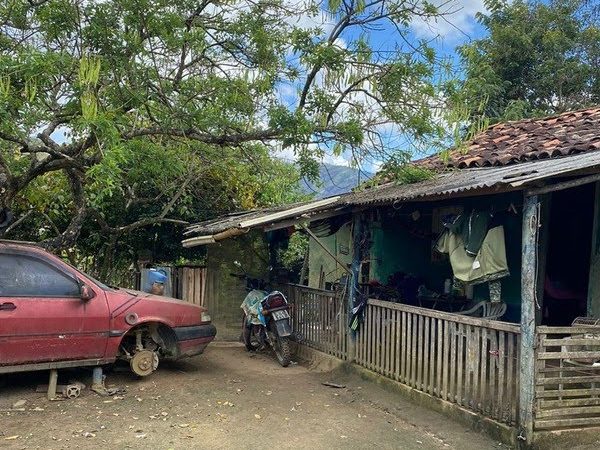 Mulher desaparecida há quase 10 anos era mantida em cativeiro pelo próprio tio