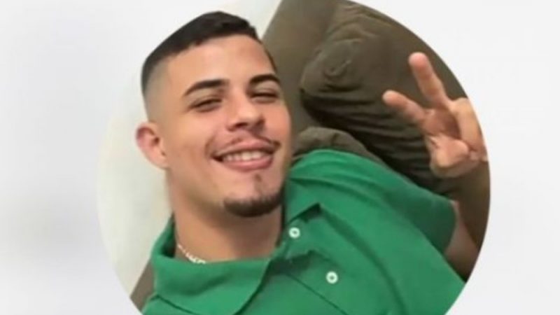 Morre jovem baleado por PM de folga quando ajudava a buscar motocicleta de recém-casado no Jacintinho, em Maceió