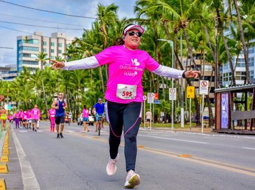 Outubro Rosa: Hospital lança corrida e renda será revertida para almofadas que auxiliam pacientes com câncer