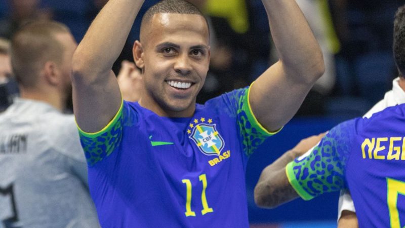 Ferrão projeta decisão contra a Argentina na Copa do Mundo de Futsal