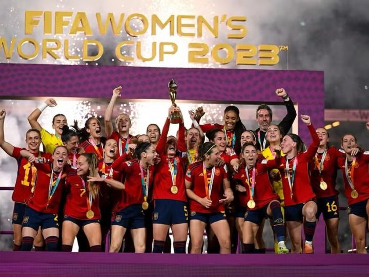 Uefa investirá R$ 6 bilhões para impulsionar o futebol feminino até 2030