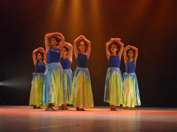 Grupo de Dança Noemi Loureiro e Cia Nêga Fulô estreiam espetáculo “Para Minha Mãe”