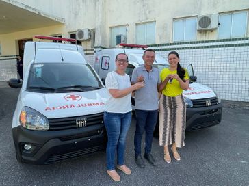 Município de Anadia recebe duas novas ambulâncias