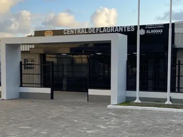 Jaraguá: polícia apreende cocaína e maconha em festa de adolescentes; proprietário de estabelecimento foi detido