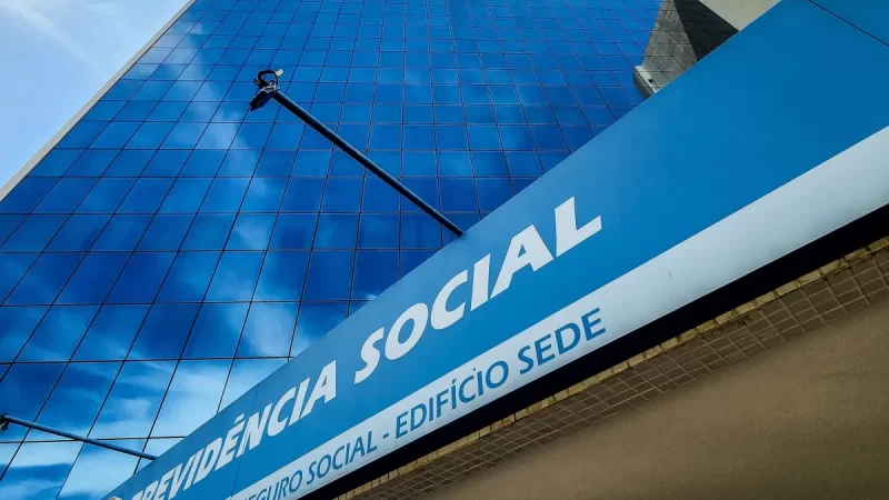 CPI do INSS: Oposição realiza ofensiva no Congresso com investigação