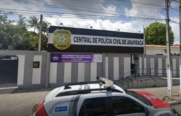 Homem embriagado agride funcionário e ameaça equipe do Hospital Regional de Arapiraca