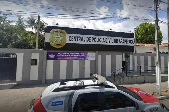 Homem embriagado agride funcionário e ameaça equipe do Hospital Regional de Arapiraca
